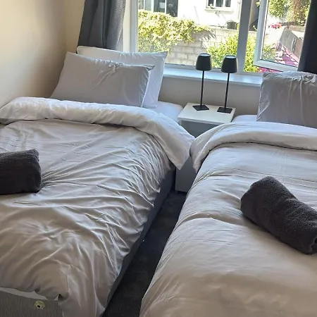 Deel Manor شقة Eas Géitine
